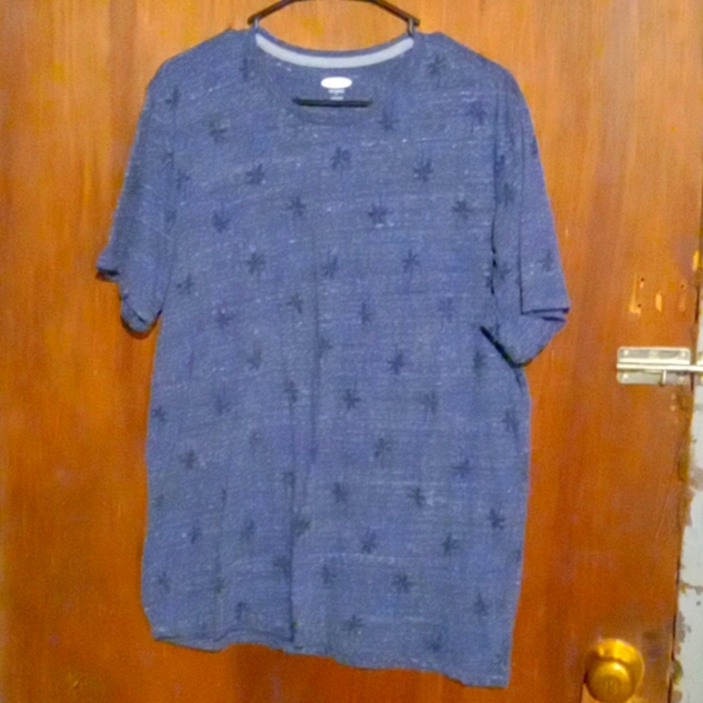 COPY - Old Navy Palm tree t-shirt L